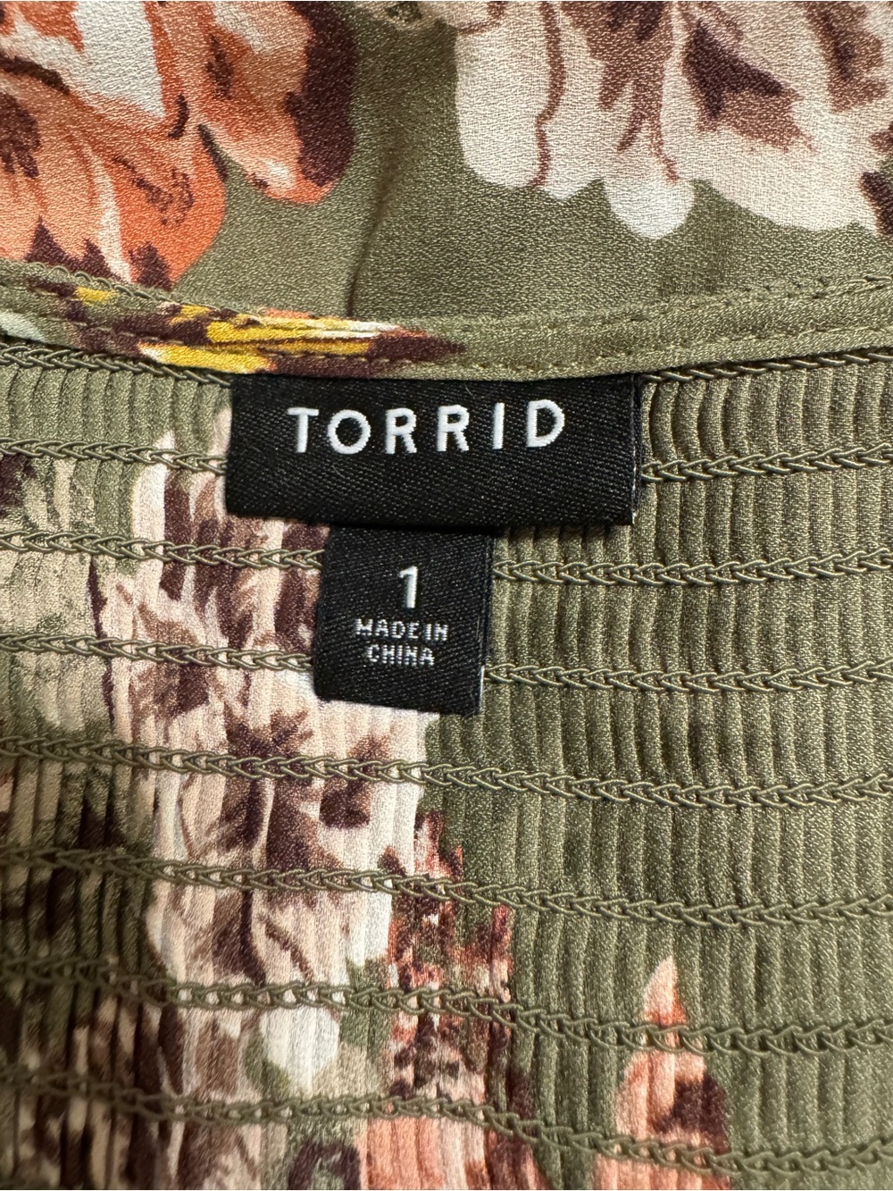 torrid Olive Green Floral Tunic Top - Picture 3 of 5